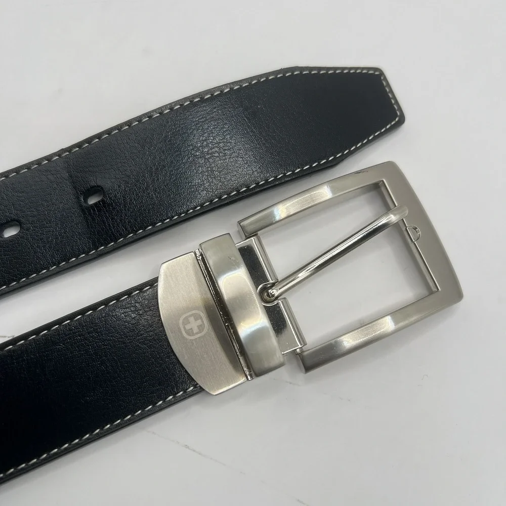 Swiss Gear Reversible Leather Belt XXL Black Brown Contrast Stitching